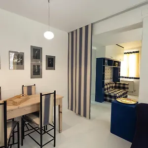 Blueyellow In Cannaregio Air Conditioning Wifi Apartment Venice