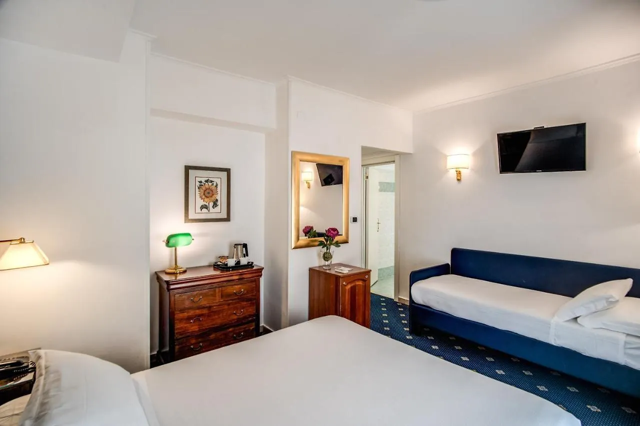 Hotel Napoleon Rome